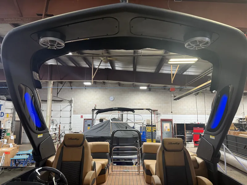 Slide: The Image of Bentley Pontoons Elite 253 Admiral Quad Lounge Tritoon & 350HP 4-Stroke EFI 2026 - 38