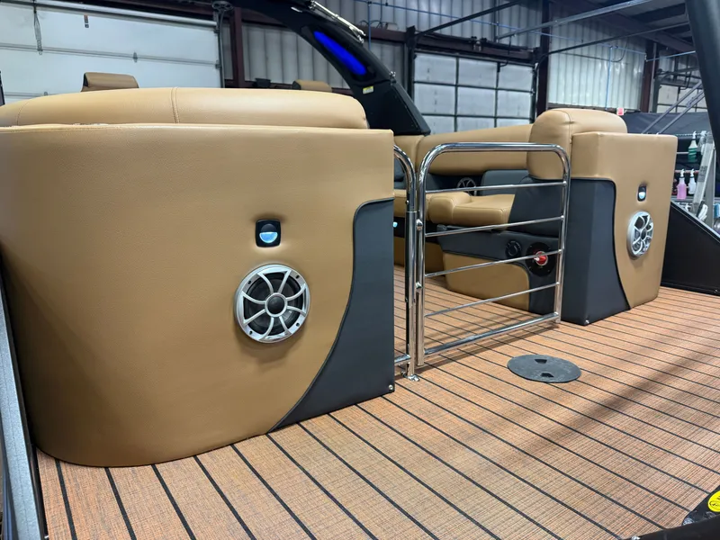 Slide: The Image of Bentley Pontoons Elite 253 Admiral Quad Lounge Tritoon & 350HP 4-Stroke EFI 2026 - 55