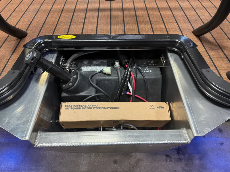 Slide: The Image of Bentley Pontoons Elite 253 Admiral Quad Lounge Tritoon & 350HP 4-Stroke EFI 2026 - 58