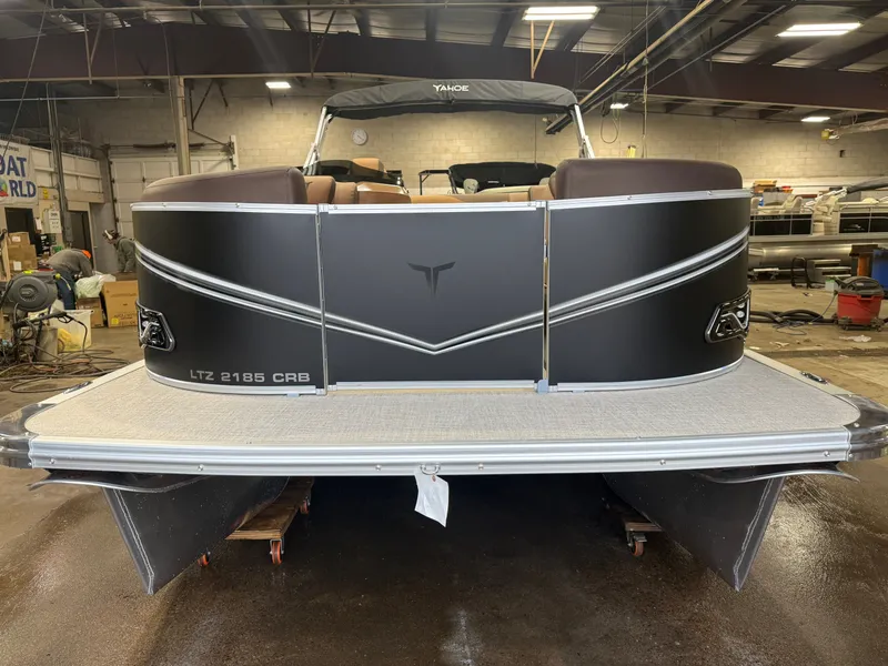 Slide: The Image of Tahoe LTZ 2185 Cruise Rear Bench (CRB) & Honda 4-Stroke EFI 2026 - 33