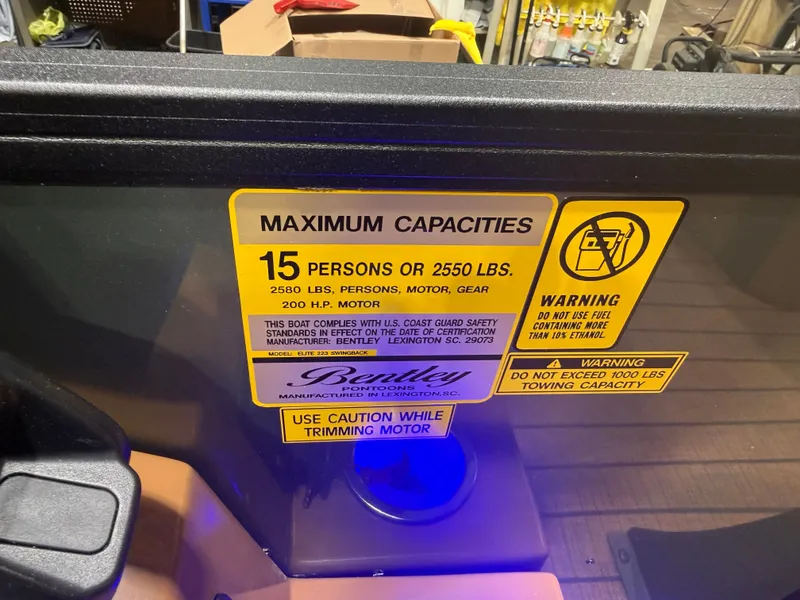 Slide: The Image of Bentley Pontoons Elite 200HP 223 Swingback Tritoon 2026 - 16