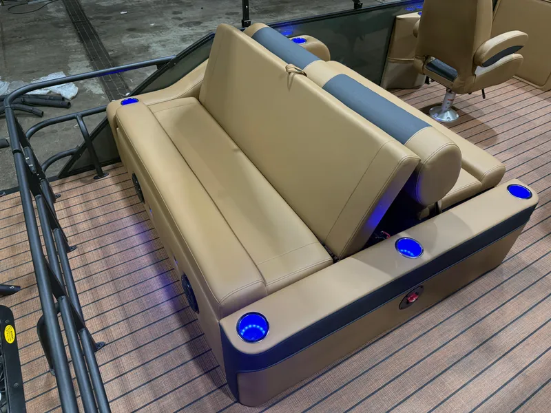 Slide: The Image of Bentley Pontoons Elite 200HP 223 Swingback Tritoon 2026 - 20
