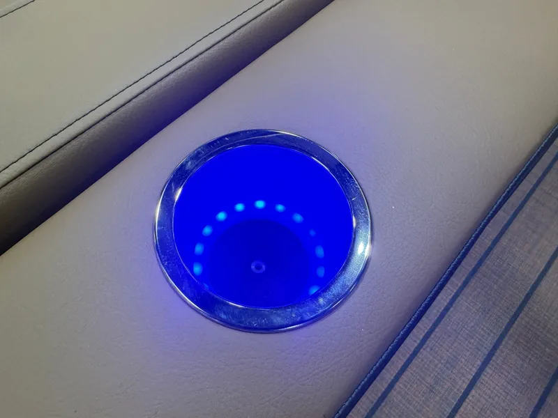 Slide: The Image of Bentley Pontoons Elite 223 Swingback Tritoon & Honda 200HP 4-Stroke EFI 2026 - 26