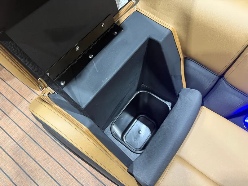 Slide: The Image of Bentley Pontoons Elite 223 Swingback Tritoon & Honda 200HP 4-Stroke EFI 2026 - 30