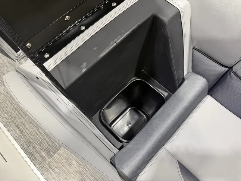 Slide: The Image of Bentley Pontoons Legacy 223 Swingback Tritoon & Honda 4-Stroke EFI 2026 - 31