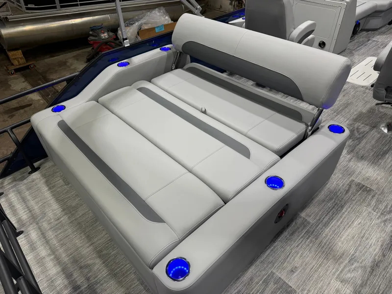 Slide: The Image of Bentley Pontoons Legacy 200HP Swingback 223 Tritoon 2026 - 21