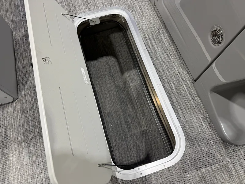 Slide: The Image of Bentley Pontoons Legacy 200HP Swingback 223 Tritoon 2026 - 30