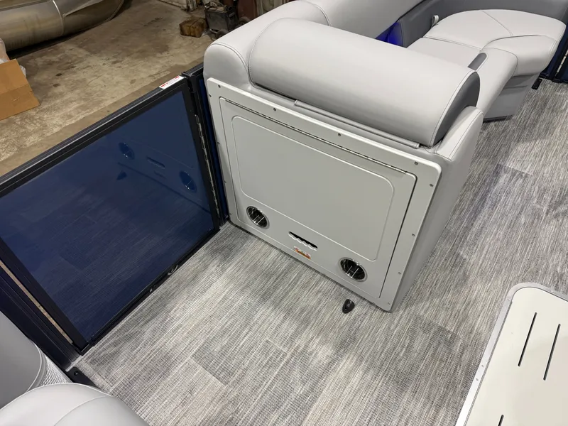 Slide: The Image of Bentley Pontoons Legacy 223 Swingback Tritoon & Honda 4-Stroke EFI 2026 - 27