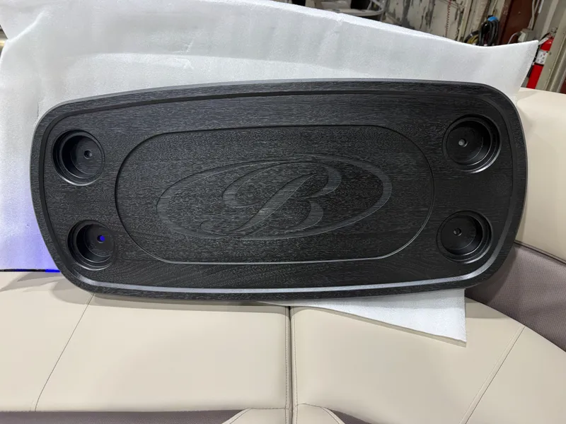 Slide: The Image of Bentley Pontoons Legacy 223 Navigator Quad Lounge Tritoon & Honda 4-Stroke EFI 2026 - 33