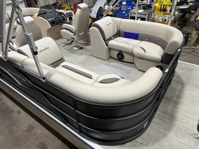 Slide: The Image of Bentley Pontoons Legacy 223 Navigator Quad Lounge Tritoon & Honda 4-Stroke EFI 2026 - 4
