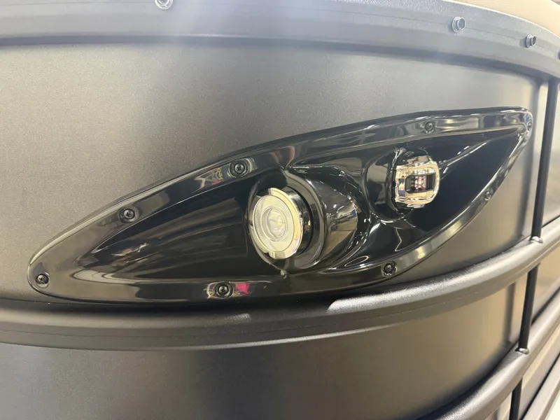 Slide: The Image of Bentley Pontoons Legacy 223 Navigator Quad Lounge Tritoon & Honda 4-Stroke EFI 2026 - 40