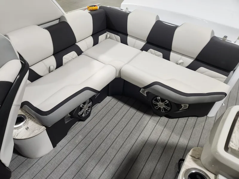 Slide: The Image of Avalon 27' Excalibur CARBON SERIES Elite Windshield w/ Twin 400HP & JOYSTICK CONTROLS! 2026 - 10