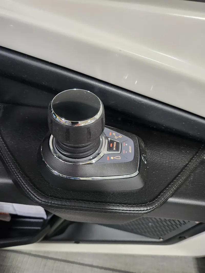 Slide: The Image of Avalon 27' Excalibur CARBON SERIES Elite Windshield w/ Twin 400HP & JOYSTICK CONTROLS! 2026 - 12