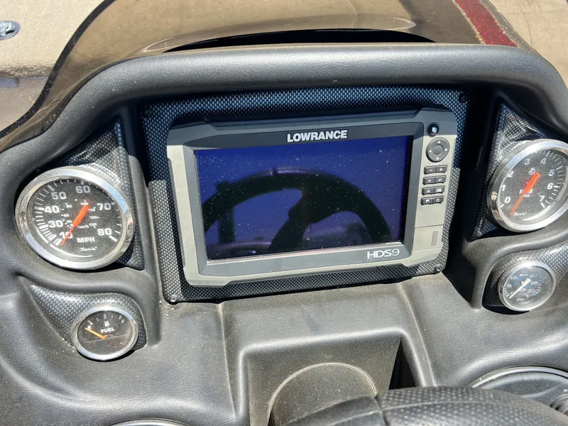 Slide: The Image of Triton 189 TrX 2015 - 25