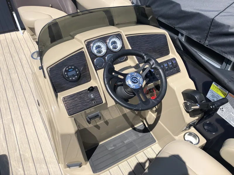 Slide: The Image of Sylvan Mirage 8520 Cruise 2026 - 29