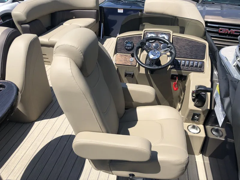 Slide: The Image of Sylvan Mirage 8520 Cruise 2026 - 8