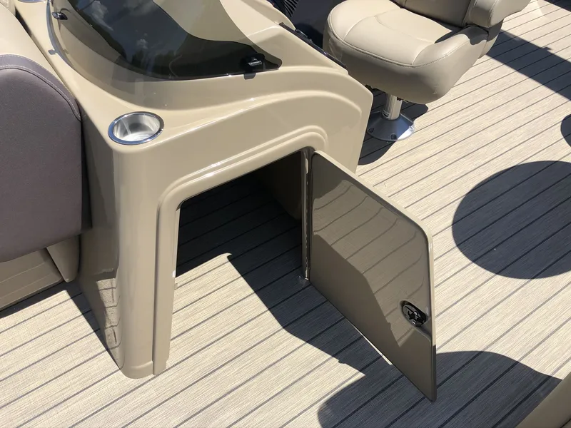 Slide: The Image of Sylvan Mirage 8520 Cruise 2026 - 9