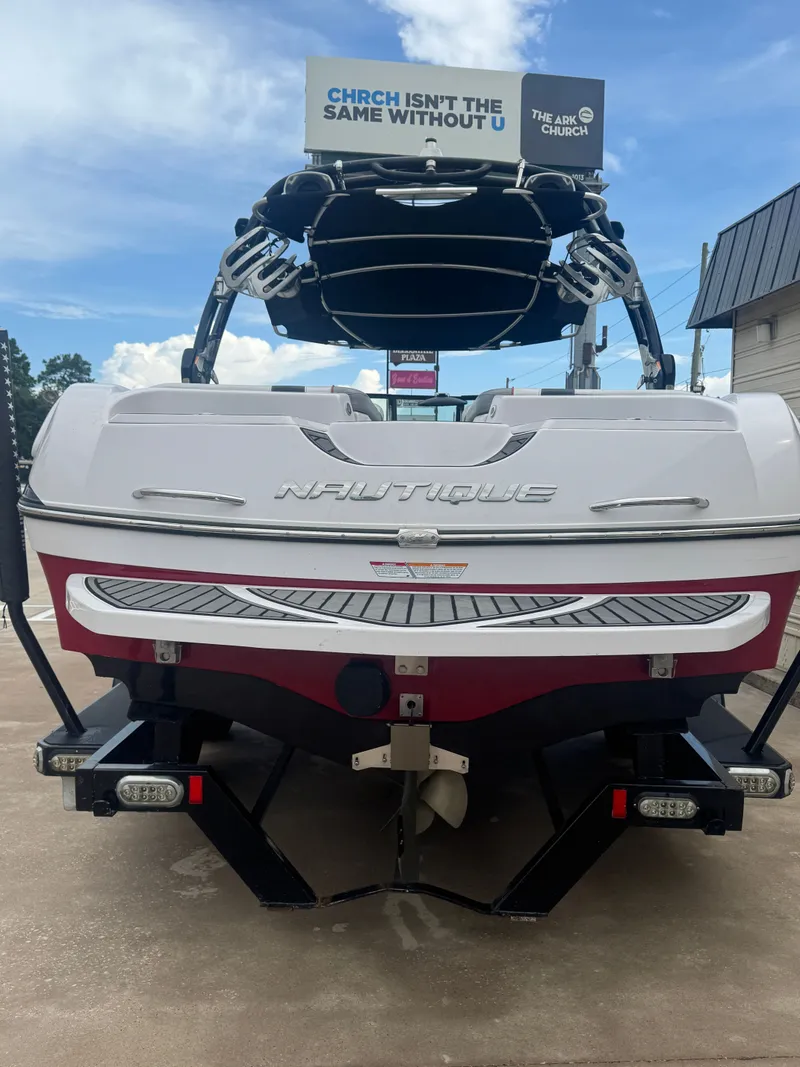 Slide: The Image of Air Nautique SUPER AIR NAUTIQUE 230 2012 - 9