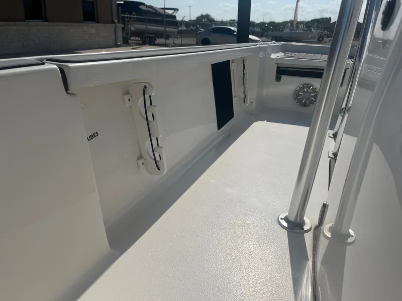 Slide: The Image of Tidewater 2110 Bay Max 2021 - 20