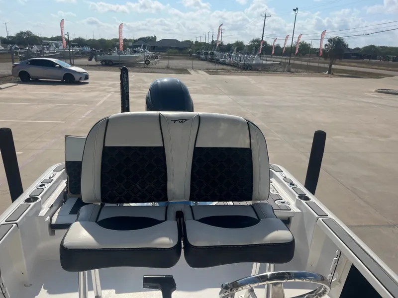 Slide: The Image of Tidewater 2110 Bay Max 2021 - 29