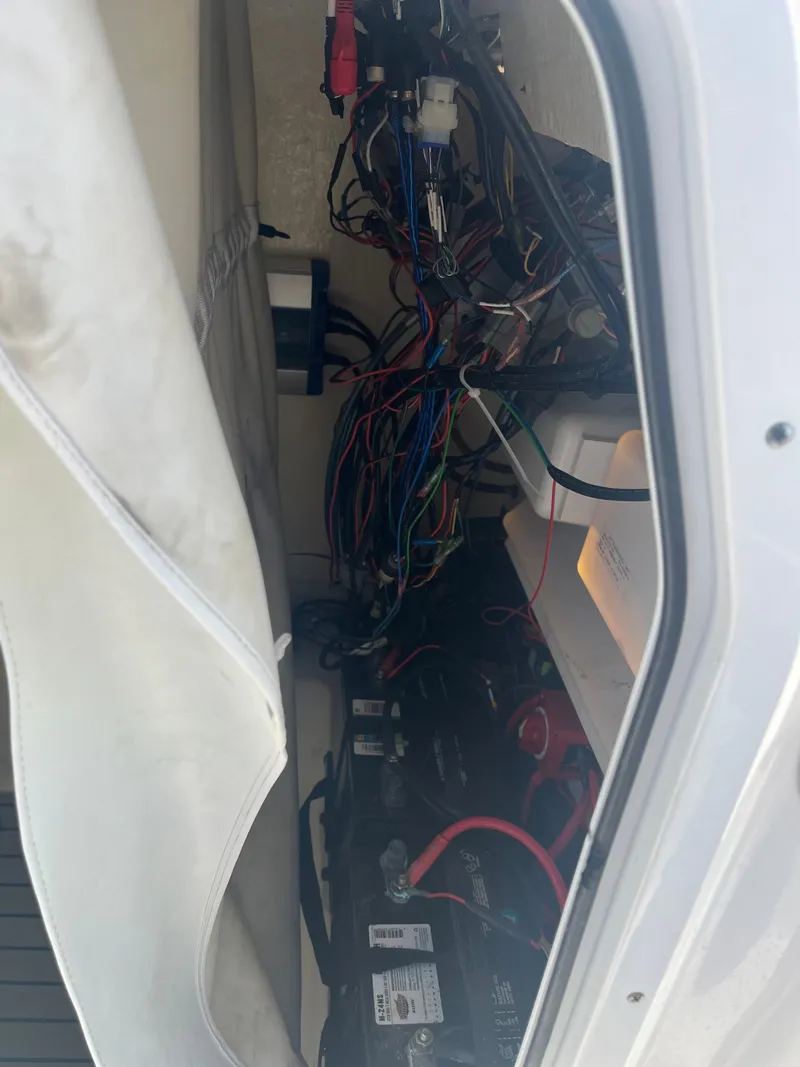 Slide: The Image of Tidewater 2110 Bay Max 2021 - 34