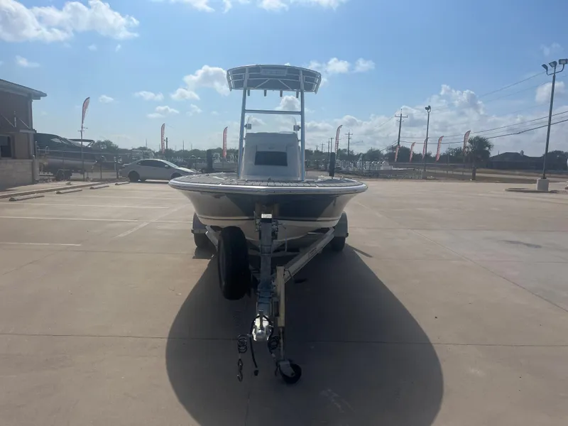 Slide: The Image of Tidewater 2110 Bay Max 2021 - 5