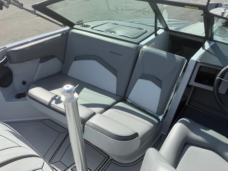 Slide: The Image of MasterCraft ProStar 2025 - 15
