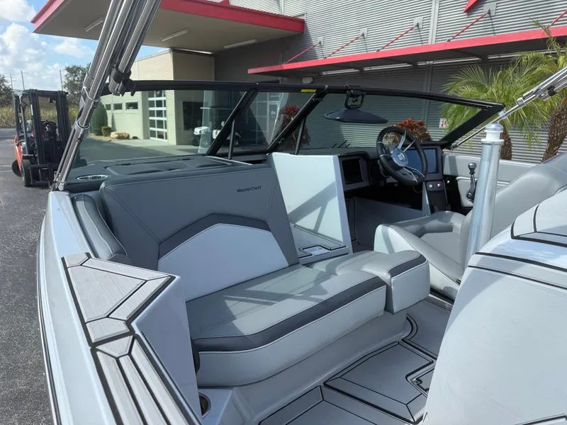 Slide: The Image of MasterCraft ProStar 2025 - 9