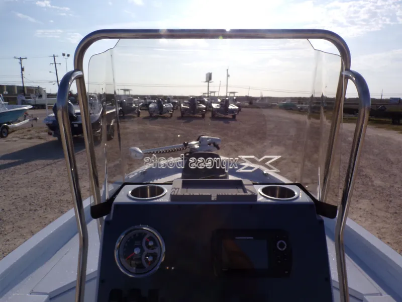 Slide: The Image of Xpress H20B Bay 2026 - 25