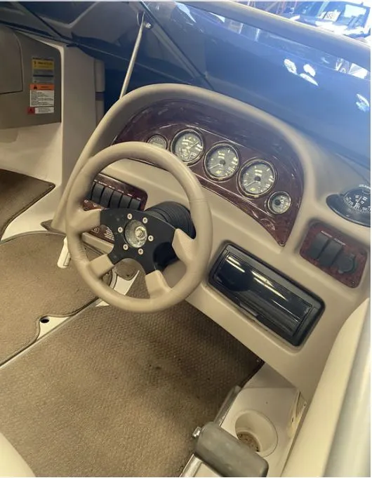 Slide: The Image of Four Winns H20 2002 - 2