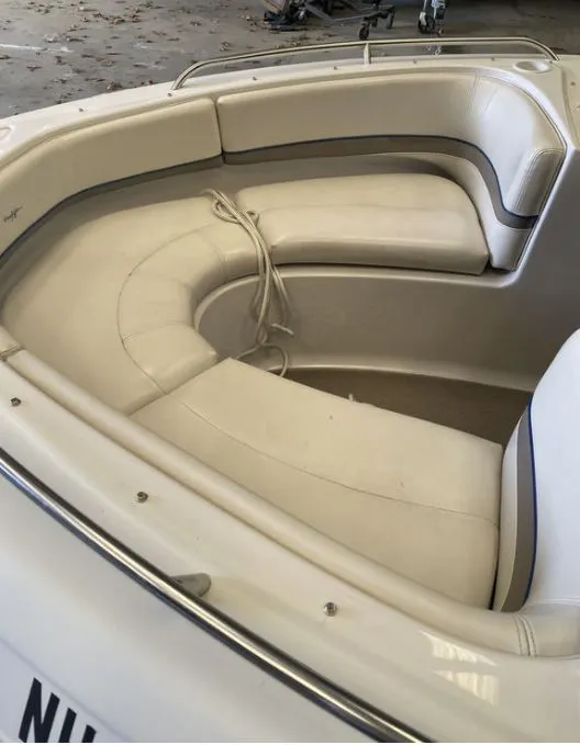 Slide: The Image of Four Winns H20 2002 - 6