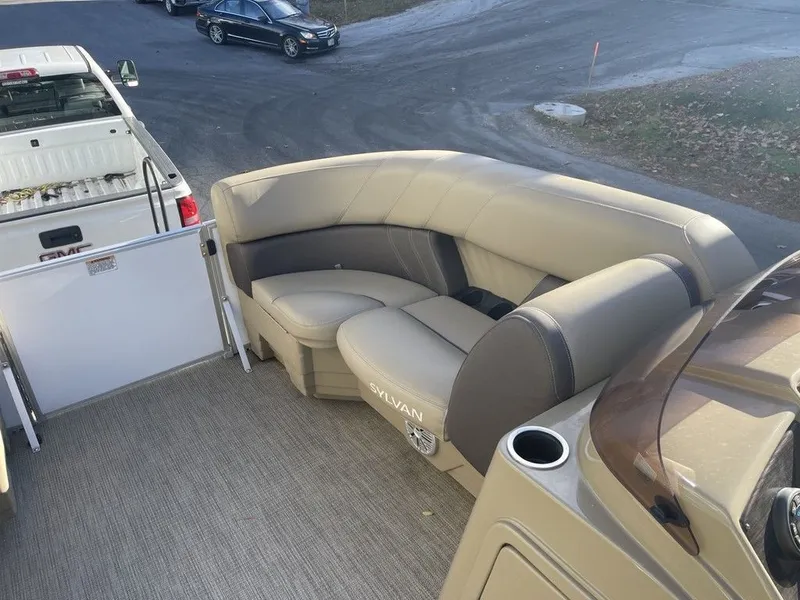 Slide: The Image of Sylvan 8520 LZ 2022 - 12