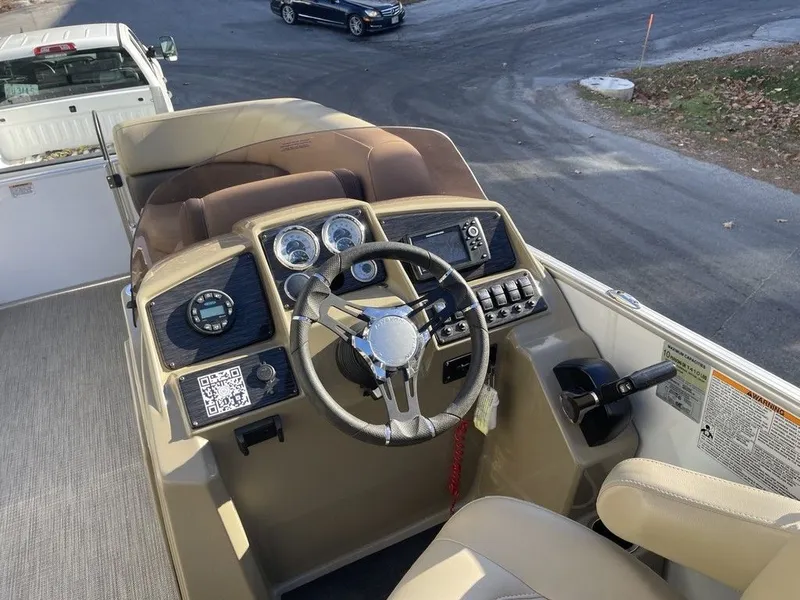 Slide: The Image of Sylvan 8520 LZ 2022 - 14