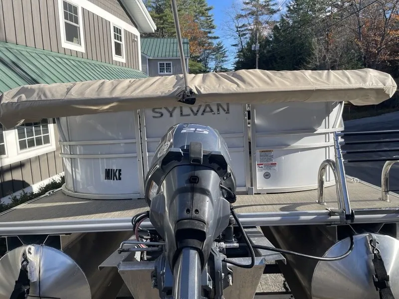 Slide: The Image of Sylvan 8520 LZ 2022 - 4