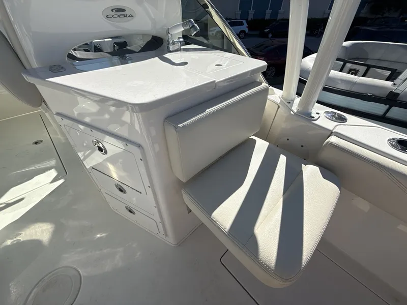 Slide: The Image of Cobia 240 Dual Console 2023 - 15