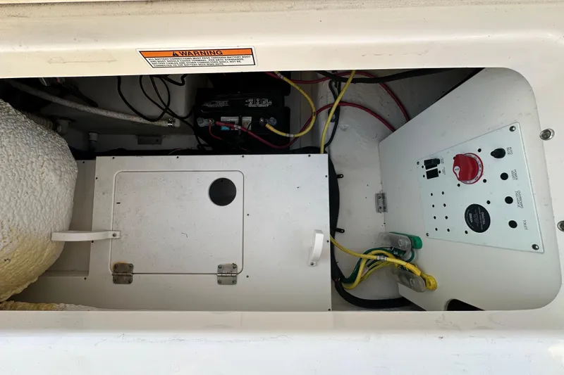 Slide: The Image of Livewell in 2023 Robalo R222 Center Console boat, filled with water. - 62