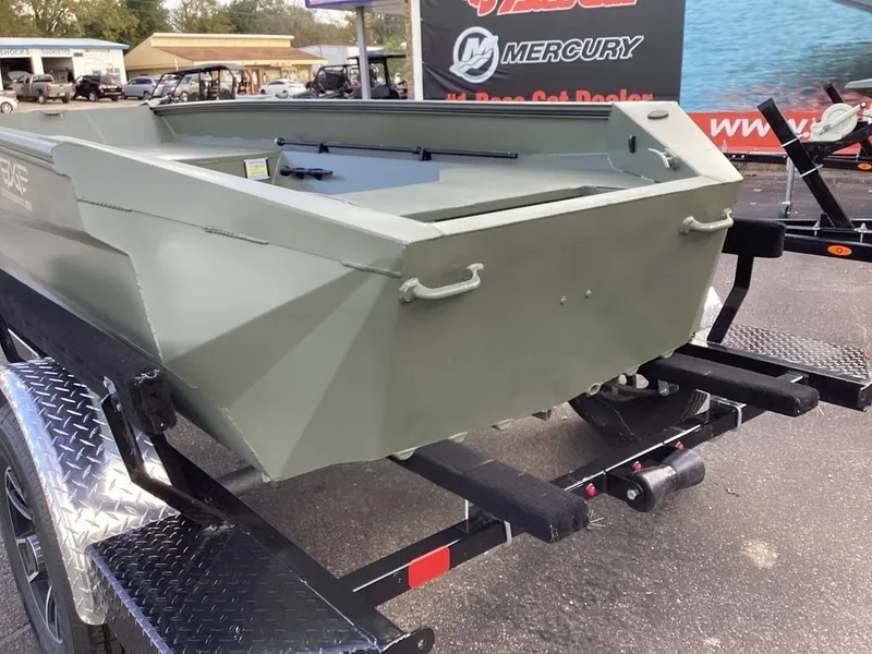 Slide: The Image of Edge Boats Sportsman 550 2026 - 24