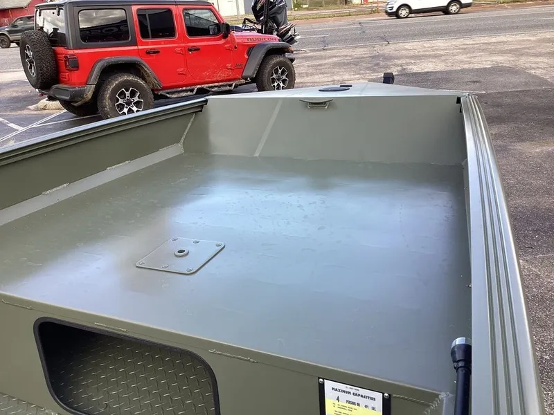 Slide: The Image of Edge Duck Boats 553-SPORTSMAN 2026 - 20