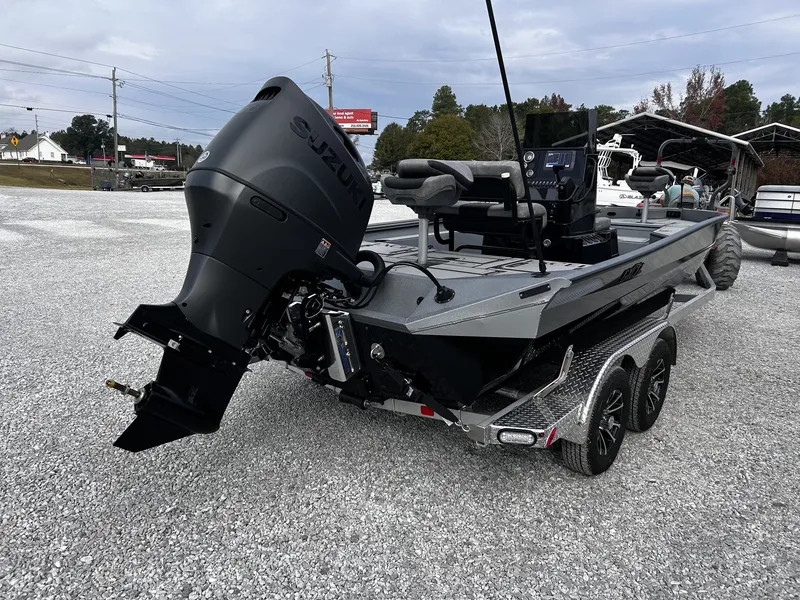 Slide: The Image of Excel 220 Bay Pro Elite 2026 - 9