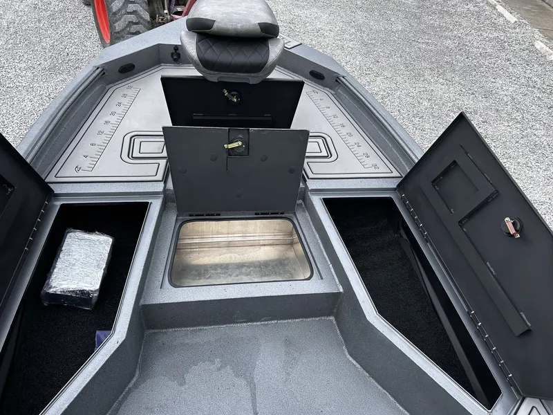 Slide: The Image of Excel 220 Bay Pro Elite 2026 - 12