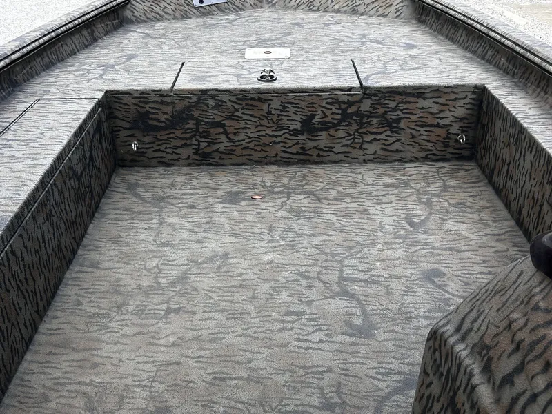 Slide: The Image of Xpress Xplorer Bass Series XP200 2020 - 13