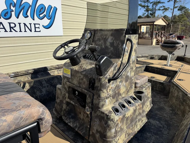 Slide: The Image of Excel 220 Bay Pro Elite 2026 - 3