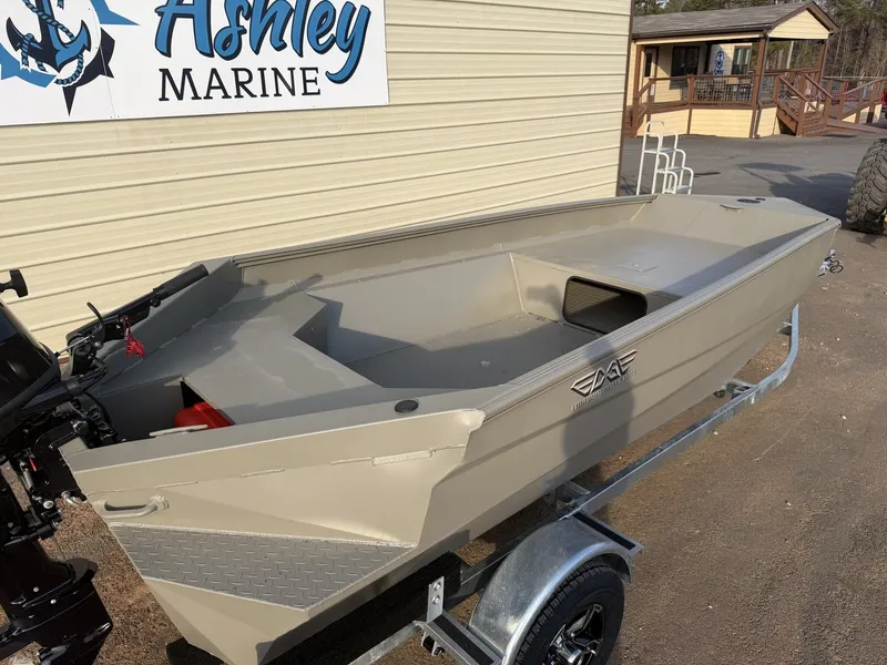 Slide: The Image of Edge Duck Boats Sportsman Series 553DB MID DECK 2026 - 3