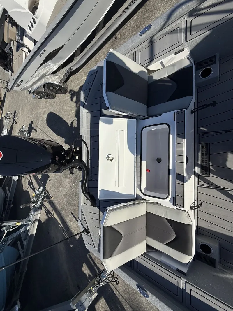 Slide: The Image of Vexus ACX 2210 2026 - 13