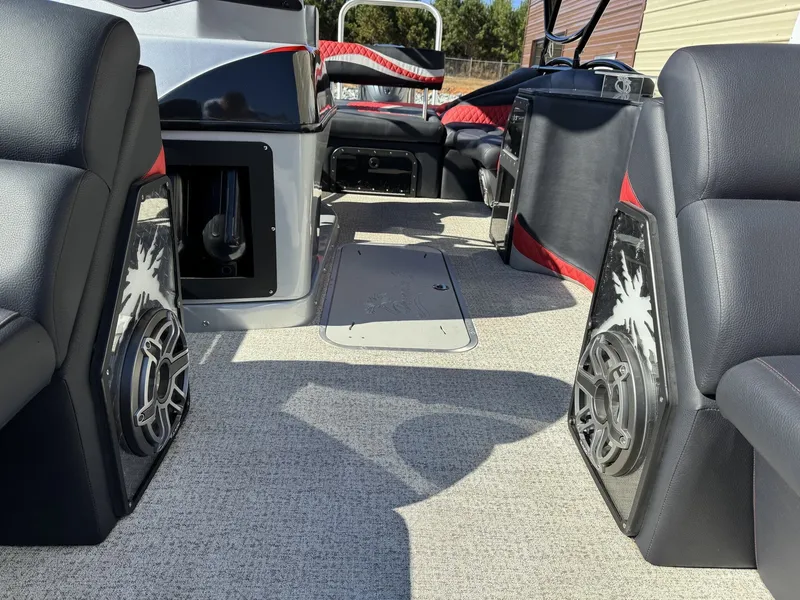 Slide: The Image of Aloha PARADISE 260 ARCH SPORT TOWER-300HP 2026 - 4