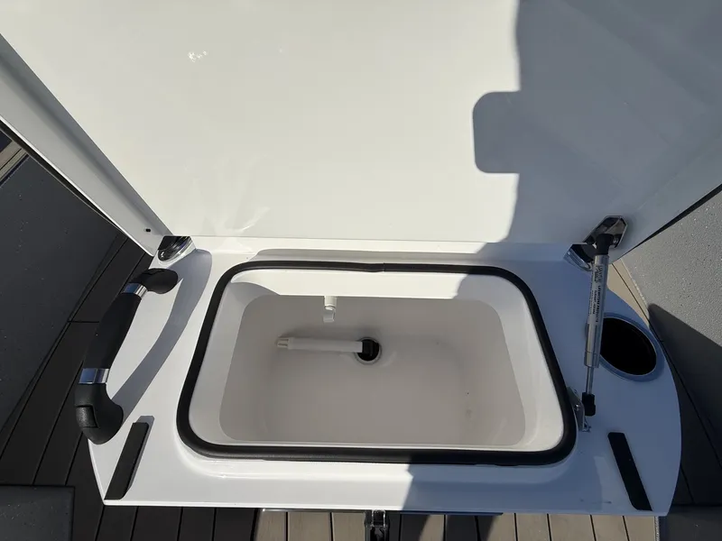 Slide: The Image of Vexus ACX 2150 2026 - 4