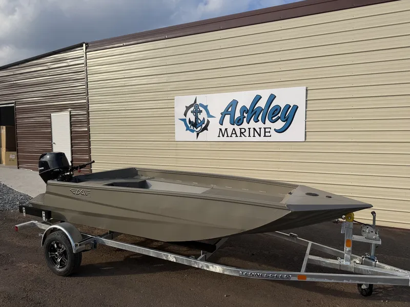 Slide: The Image of Edge Duck Boats Sportsman Series 553DB MID DECK 2026 - 1