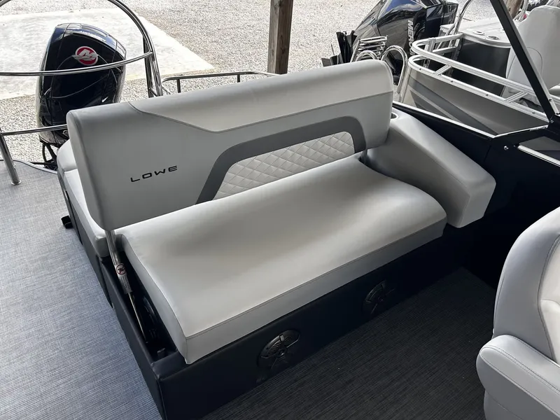 Slide: The Image of Lowe Ss 230 2026 - 6