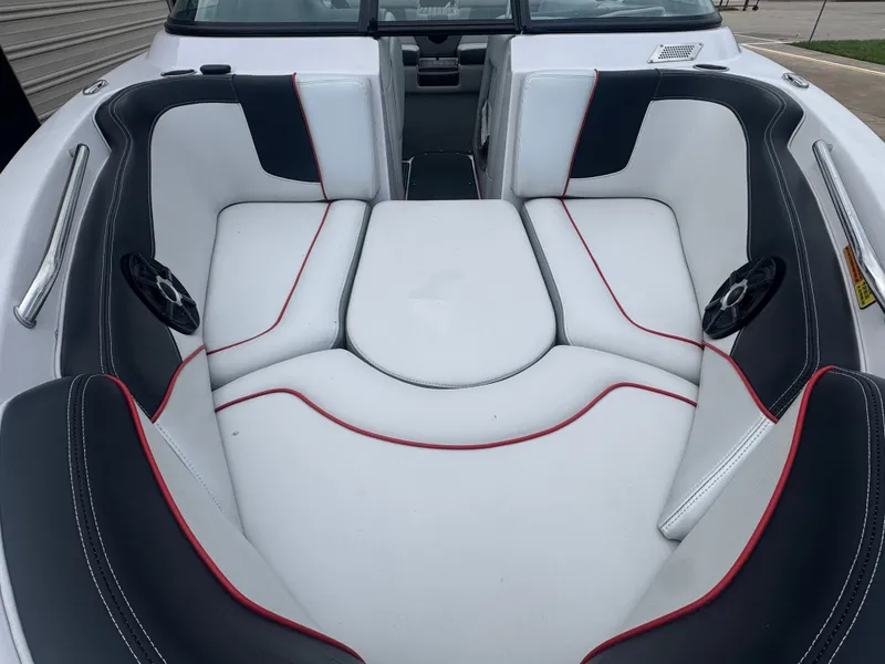 Slide: The Image of Air Nautique SUPER AIR NAUTIQUE 230 2012 - 14