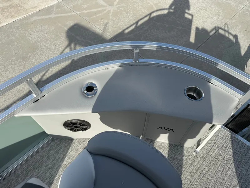 Slide: The Image of Avalon Venture 85 Rear Fish - 21' 2026 - 15